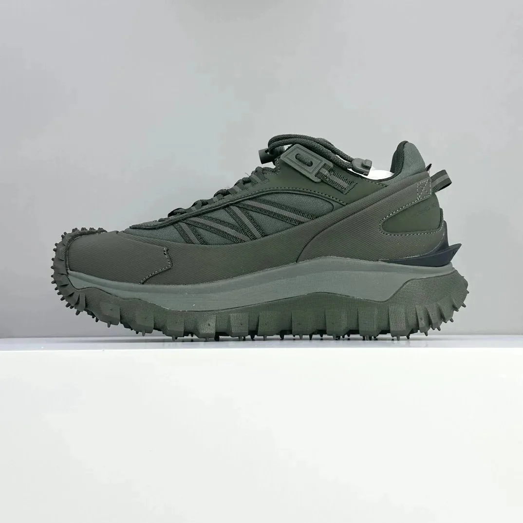 Streetwear Item — Photo 2