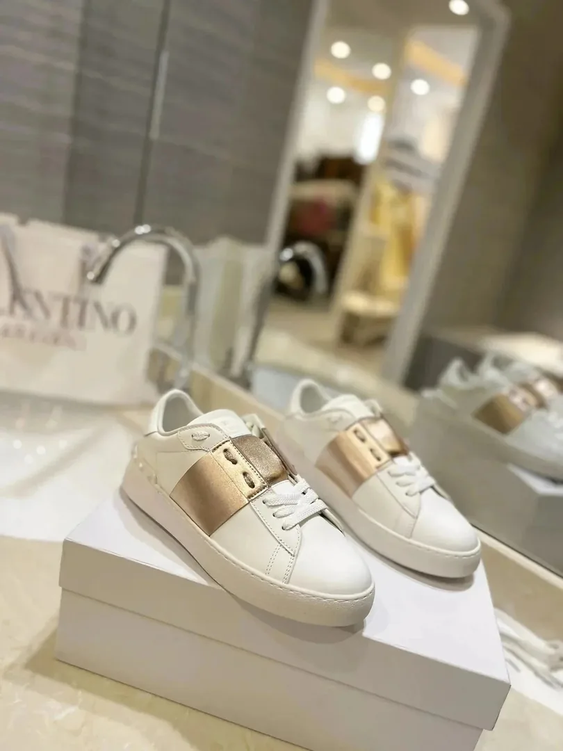 Valentino Louis Vuitton White Trainers — Photo 12
