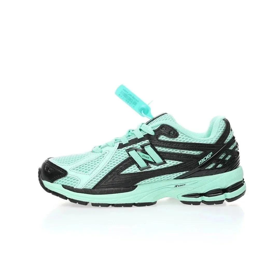 New Balance Retro Runners — Photo 12