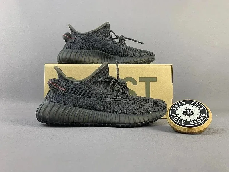 Adidas Yeezy 350 V2 Beige Lace-Up Sneakers — Photo 13