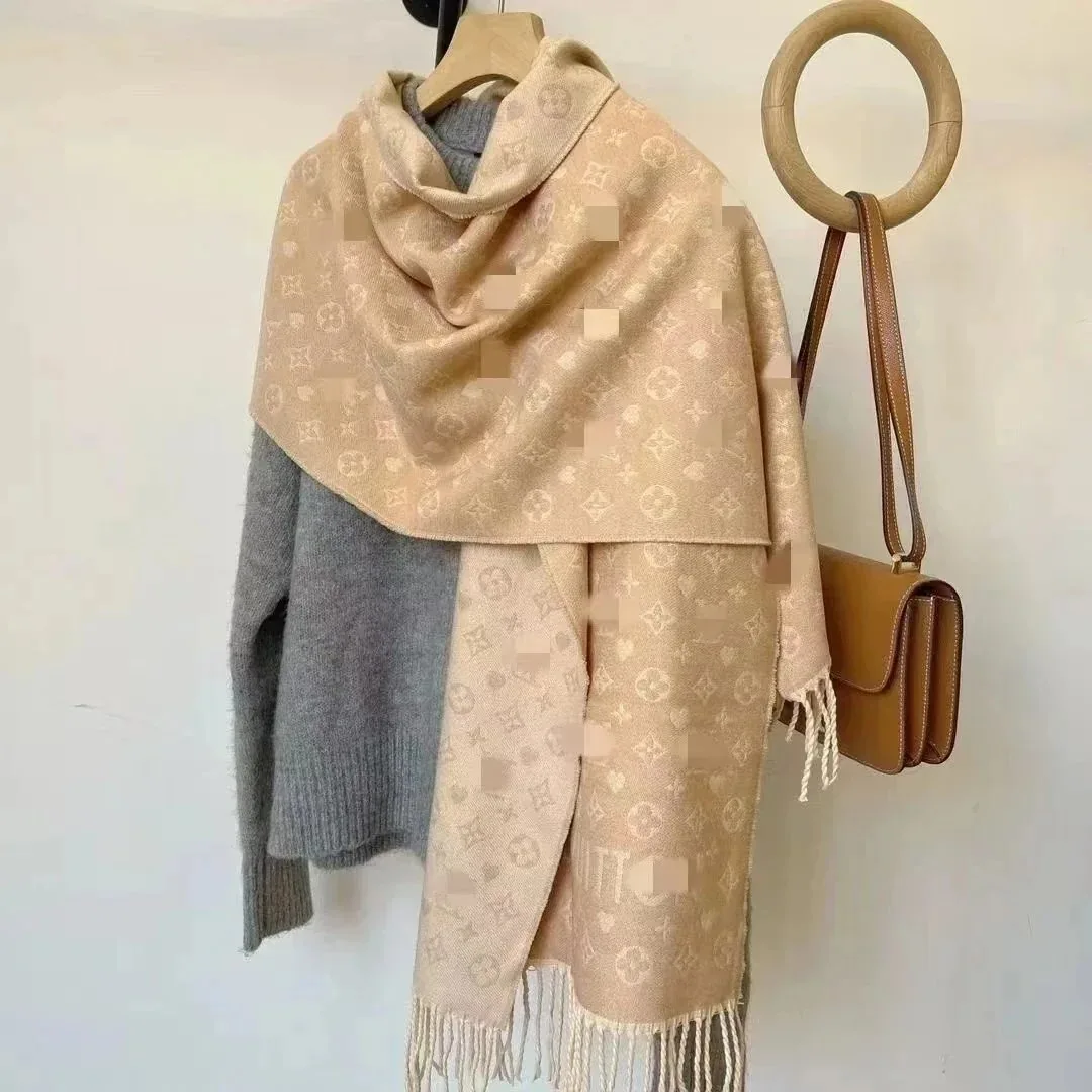Autumn Winter Scarf — QC