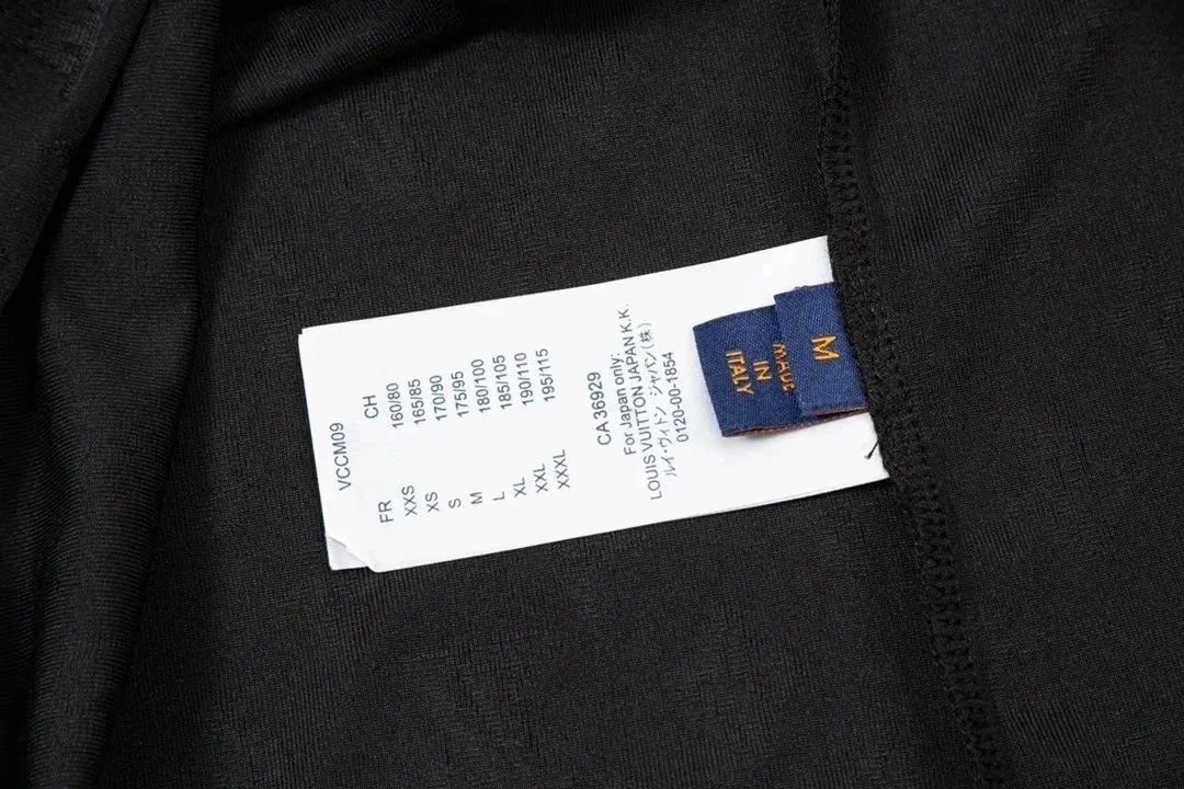 Louis Vuitton Monogram Print T-Shirt Collection — photo 12