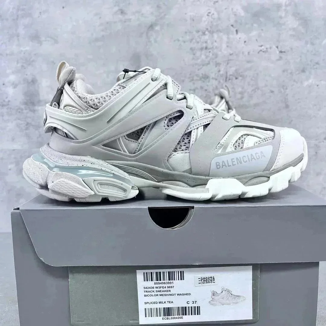Balenciaga Track White Athletic Sneakers — Photo 13