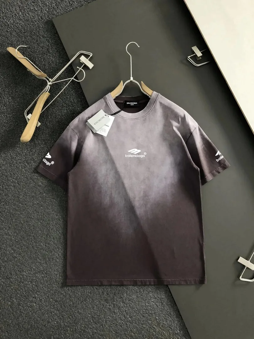 Balenciaga Graphic Print T-Shirt Collection — QC