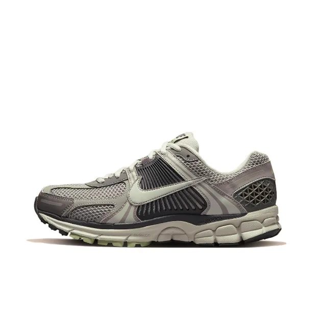 Nike Zoom Vomero 5 Lace-Up Runners — QC