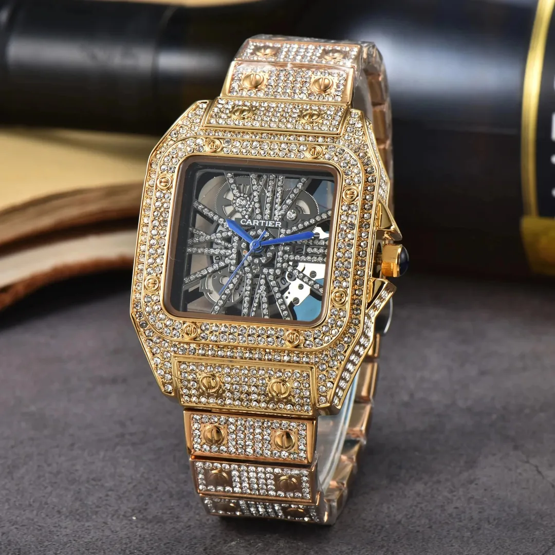 Street Style Watch — QC