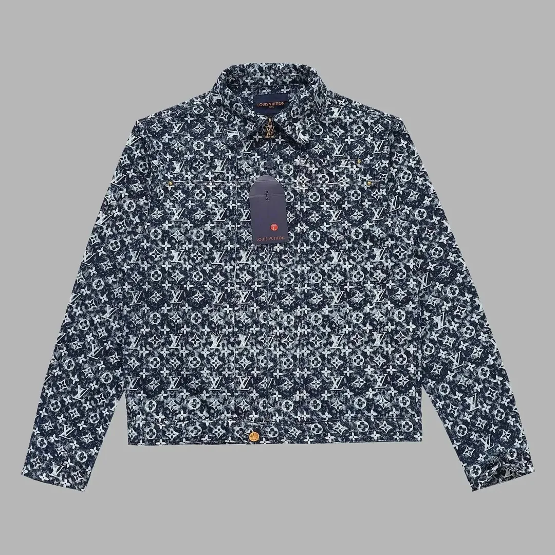 Louis Vuitton Monogram Denim Trucker Jacket — Photo 6