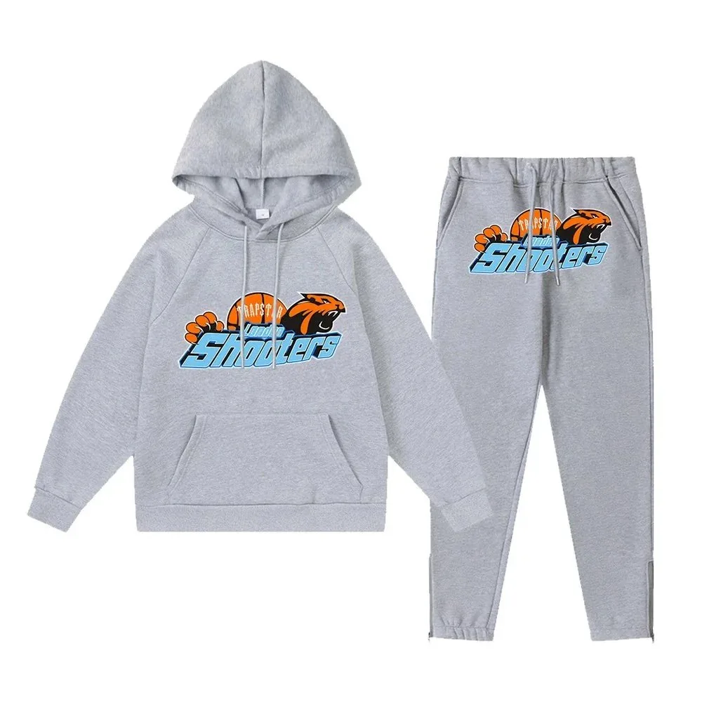 Hoodie And Sweatpants Set — Photo 14