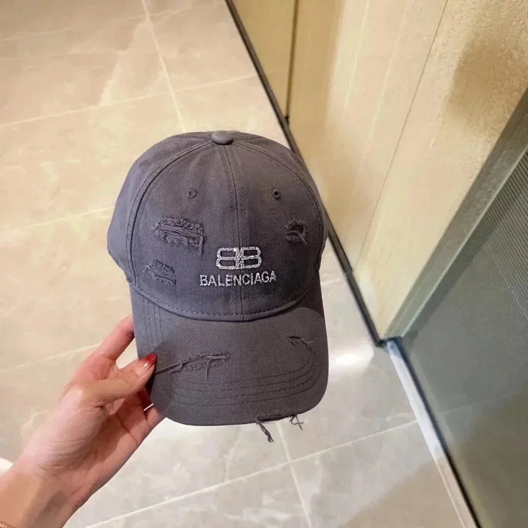 Balenciaga BB Logo Baseball Cap — QC