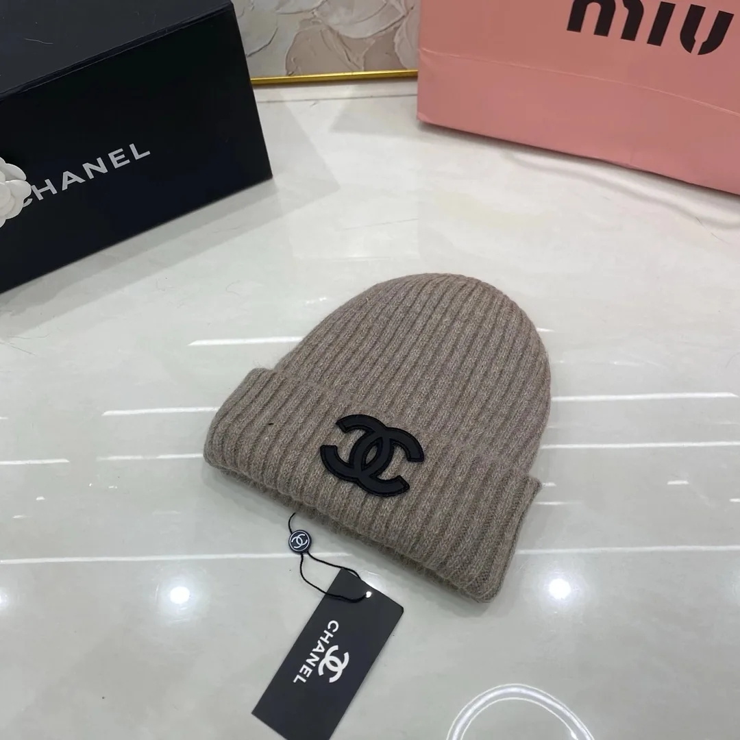 Knit Beanie — Photo 15