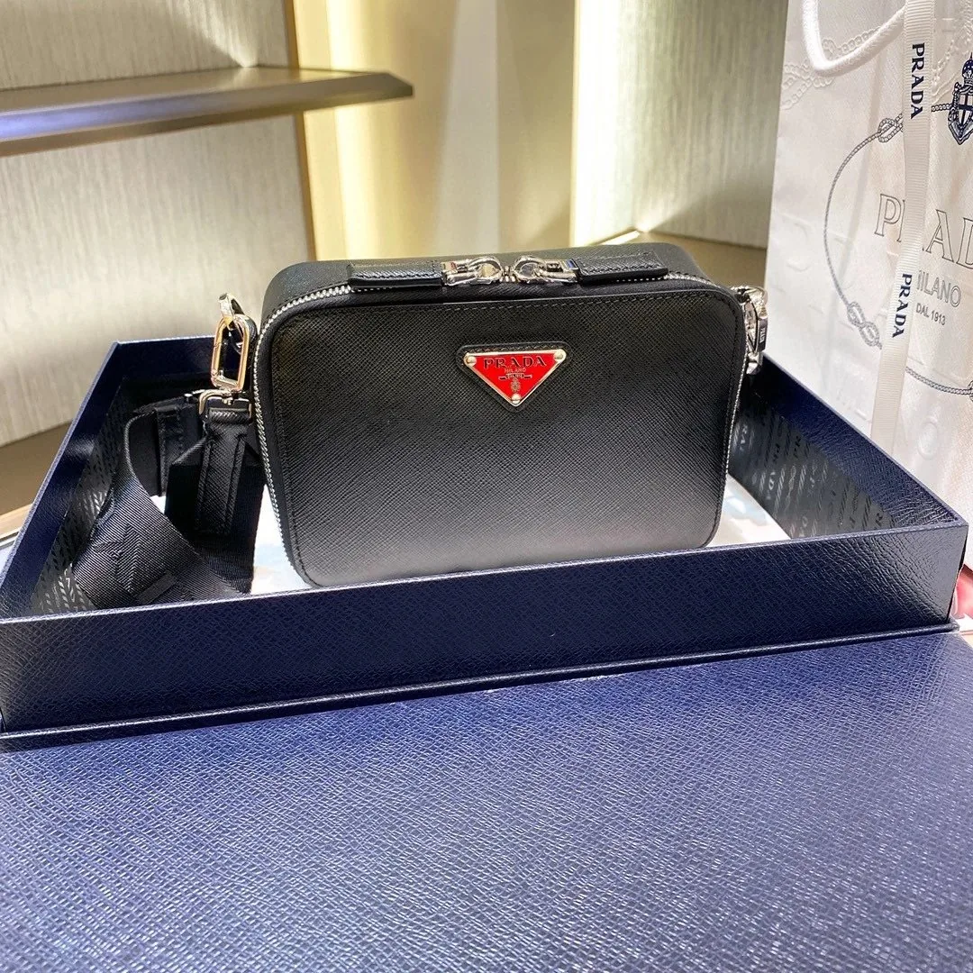 Prada Messenger Bag 2VH070