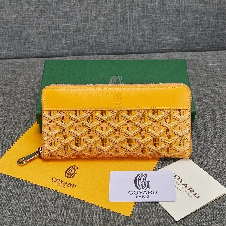 Goyard Leather Long Wallet — photo 5