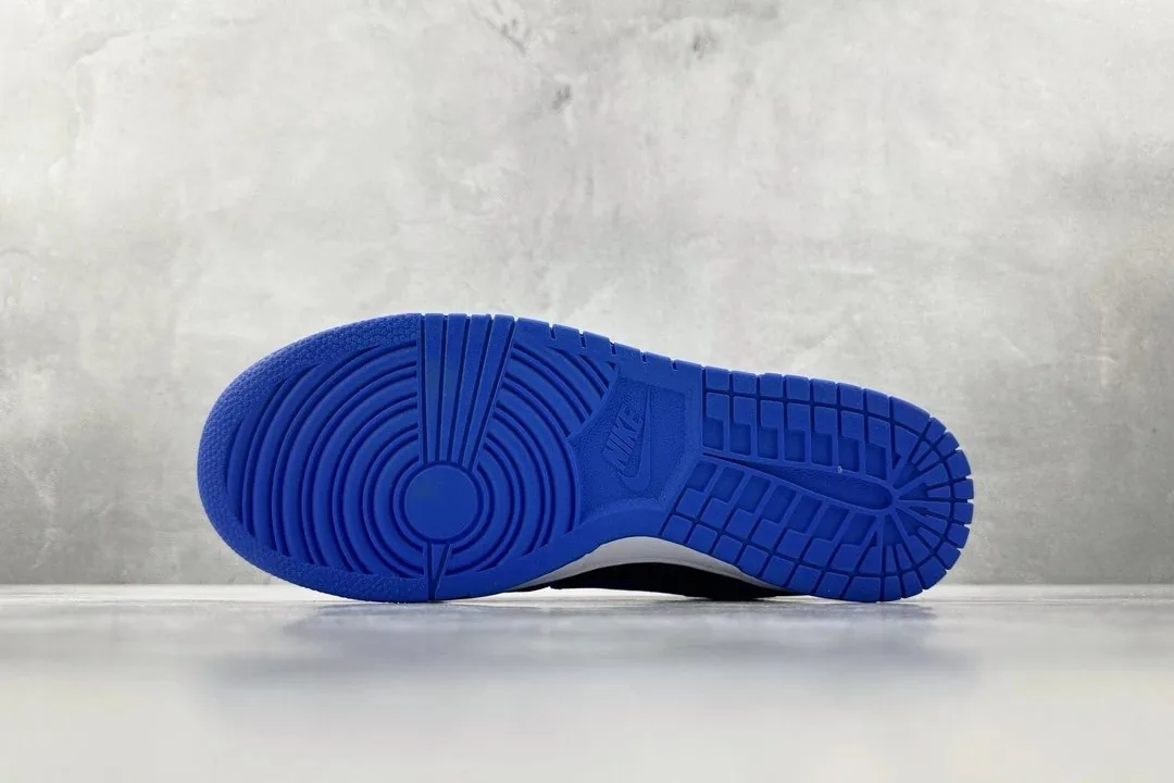 Nike Dunk Low Hyper Cobalt GS Royal Blue Sneakers — photo 4