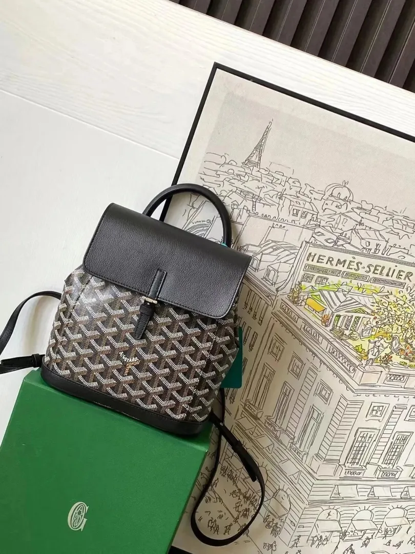 Tote Travel Backpack — Photo 8