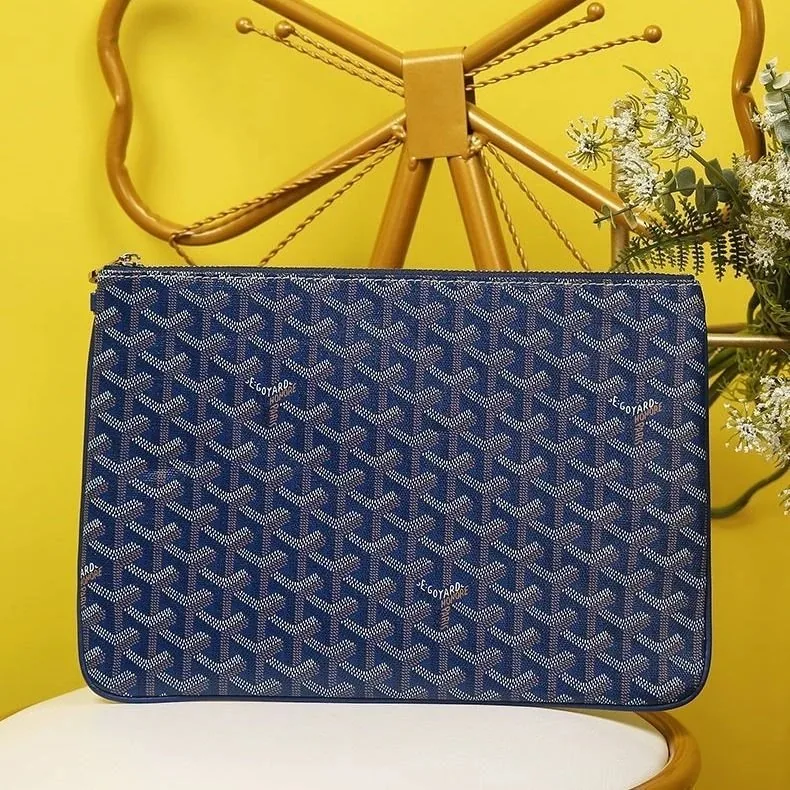 Goyard Clutch Card Wallet — QC