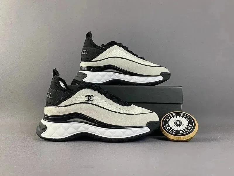 Chanel CC Sneakers Black Modern — Photo 4