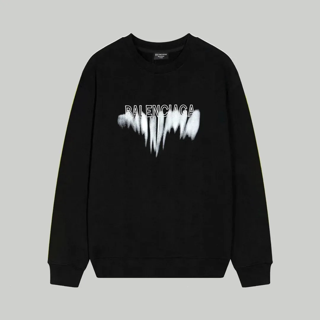 Long-Sleeve Tee — Photo 11