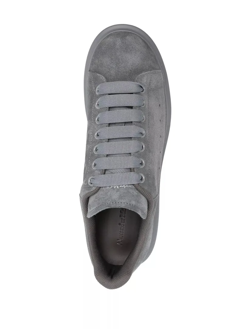 Alexander McQueen Oversized Sneaker White Suede Low-Top Sneakers — Photo 4