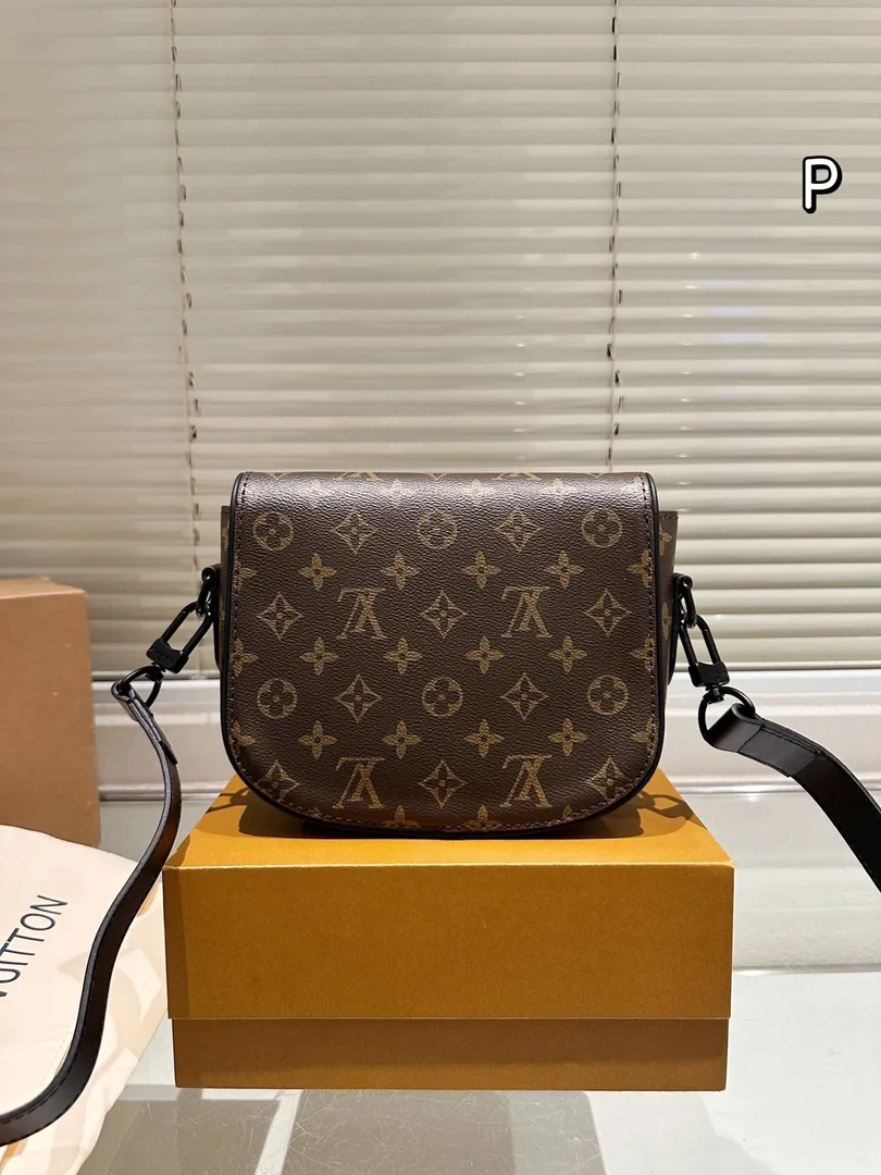 Louis Vuitton S Lock Leather Bag — Photo 3