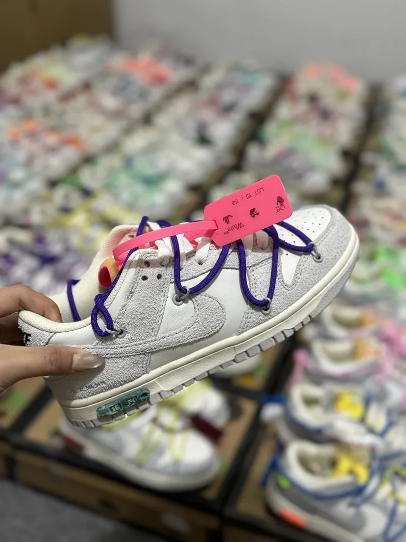 Off-White Low The 50 Sneakers — Photo 6