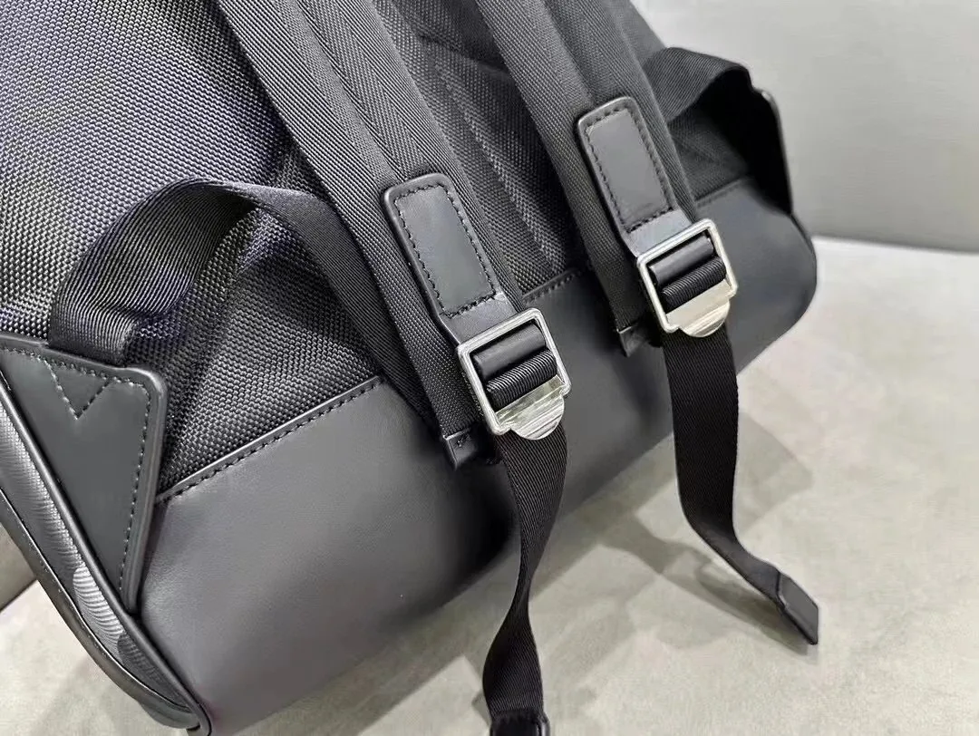 Burberry Check Zip Backpack — Photo 5