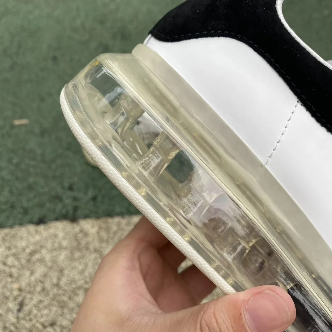 White Nike Air Max Chunky Sneakers — Photo 8