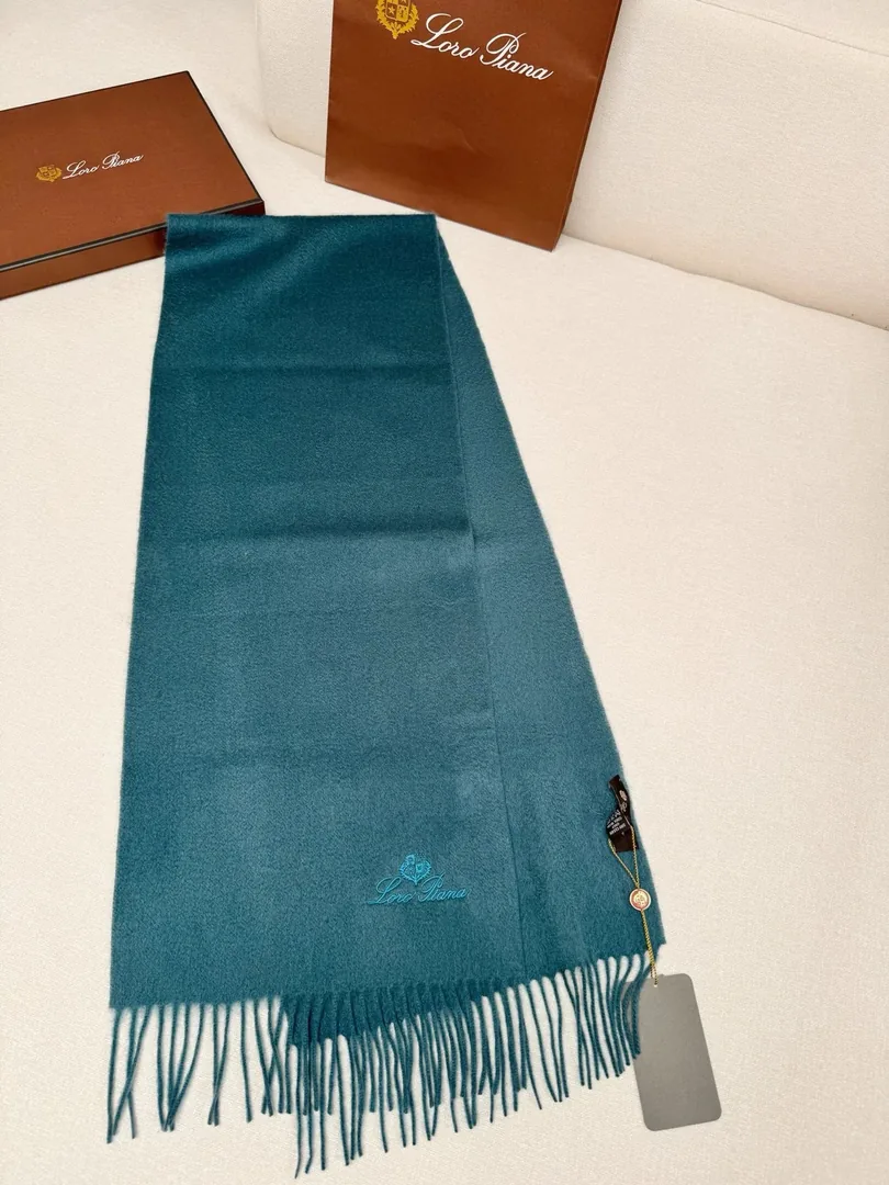 Loro Piana Ripple Cashmere Scarf — photo 7