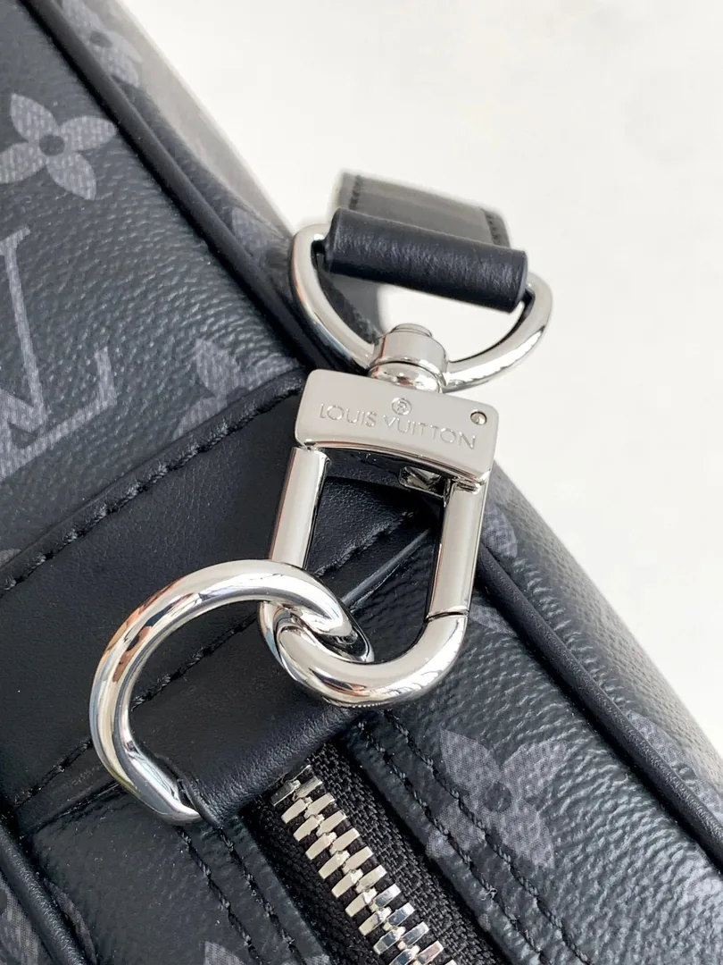 Louis Vuitton Black Monogram Briefcase — Photo 8