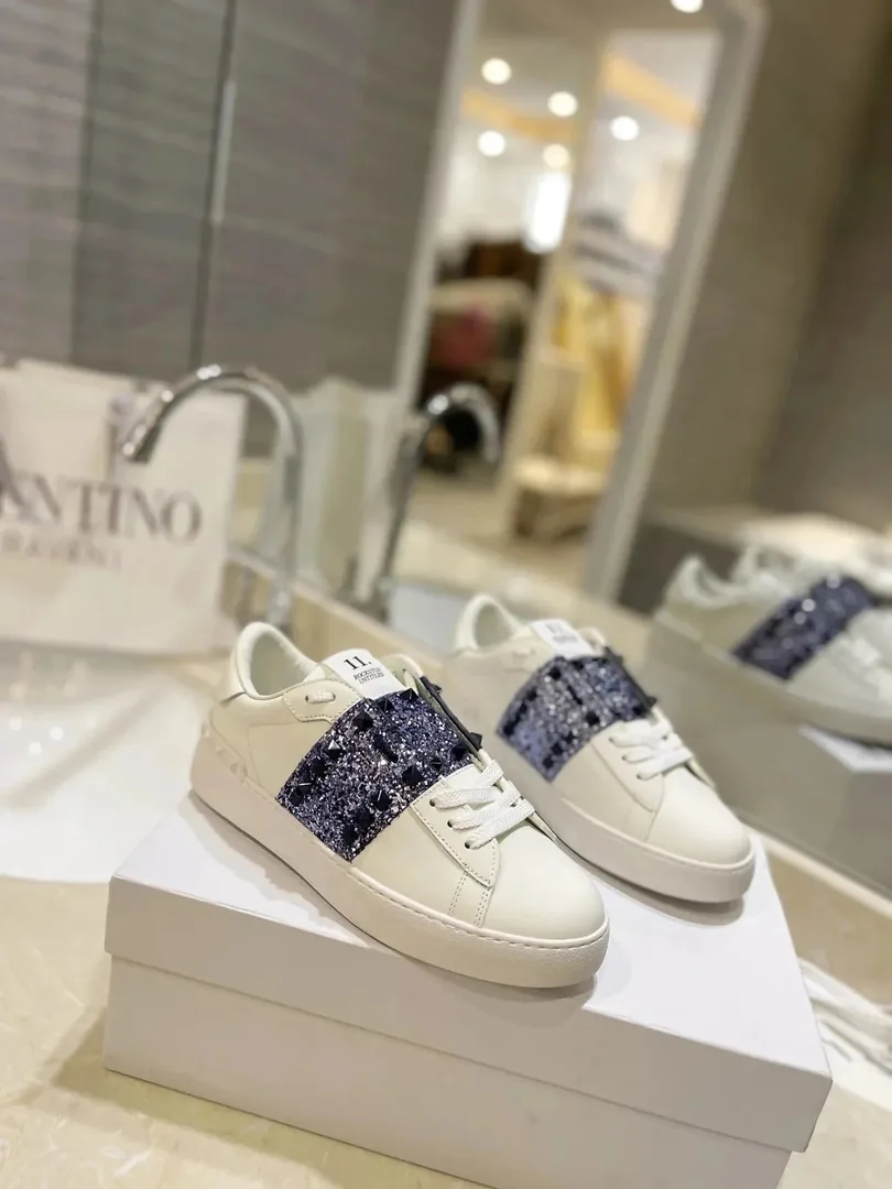 Valentino VL7N White Minimalist Trainers — Photo 6