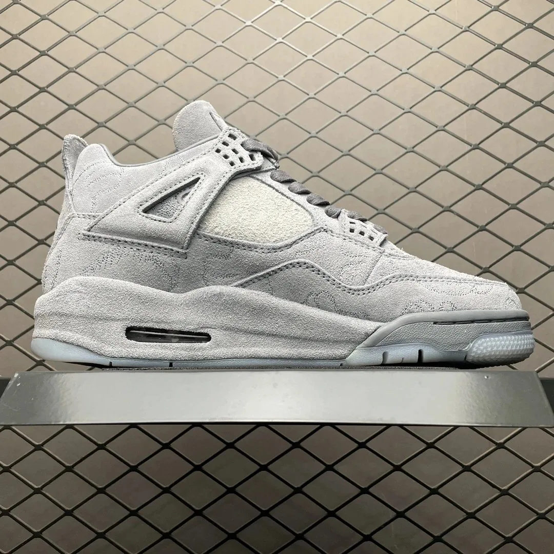 Air Jordan 4 Kaws Grey — Photo 11