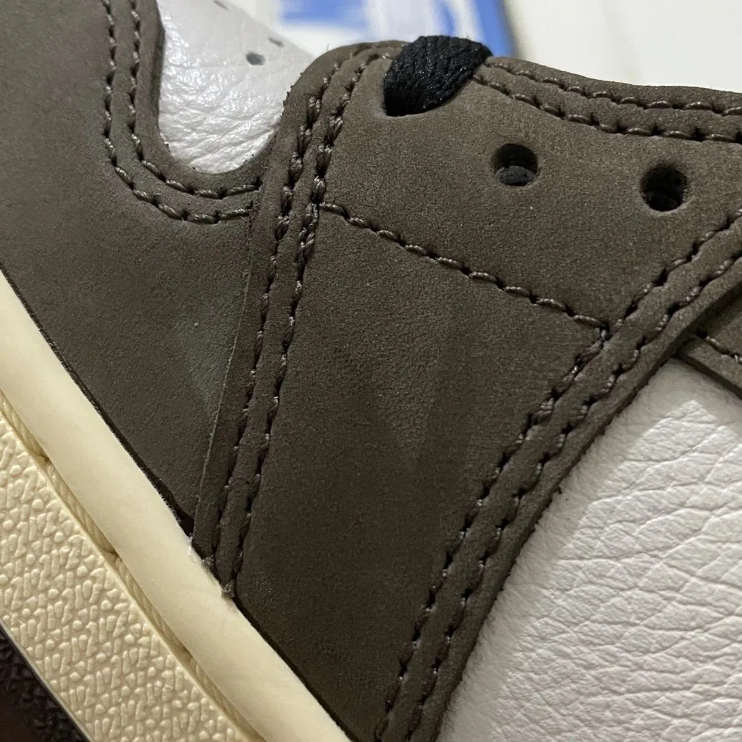 Travis Scott Air Jordan 1 High — QC