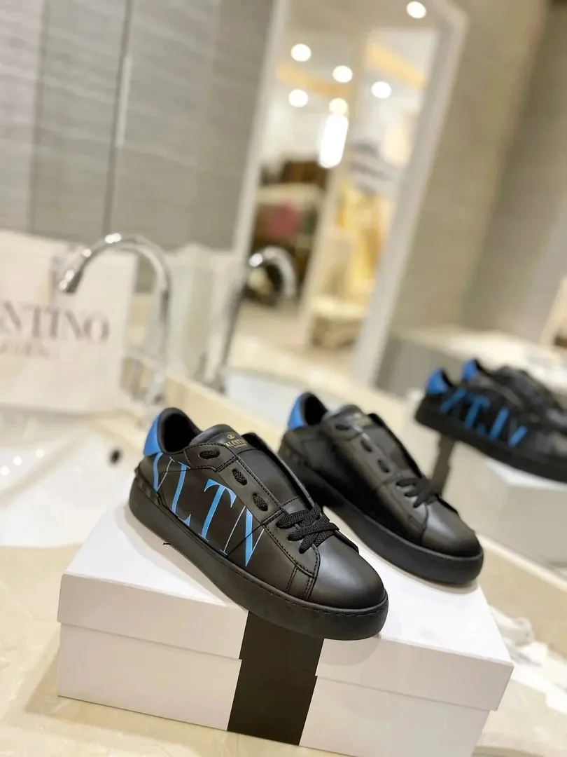 Valentino VL7N White Minimalist Trainers — Photo 4