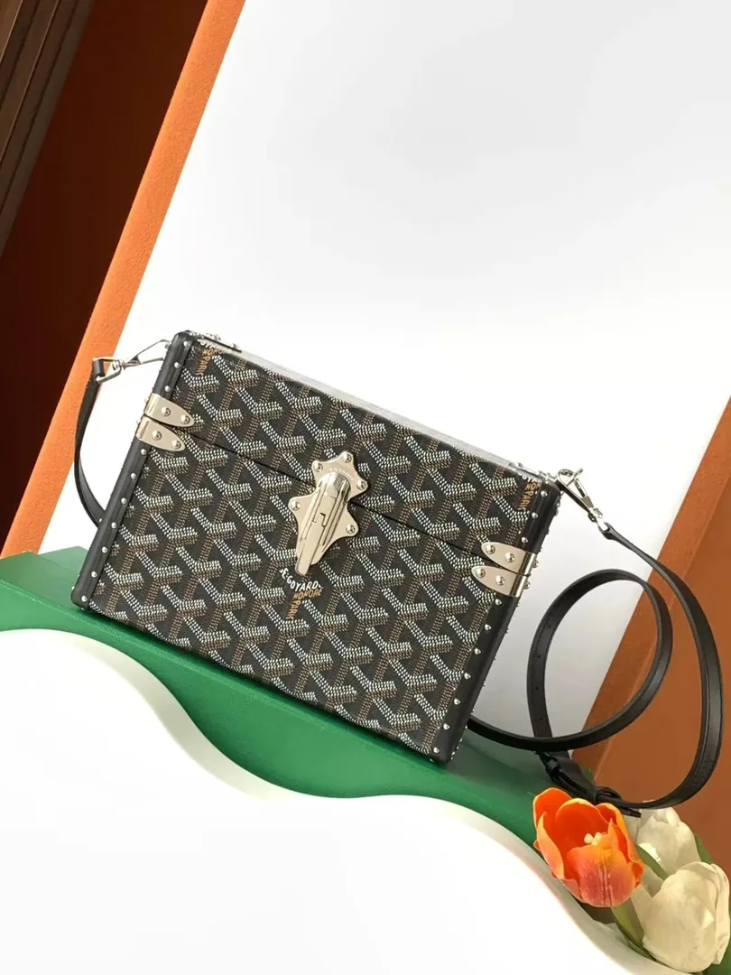 Goyard Small Trunk Bag — photo 10