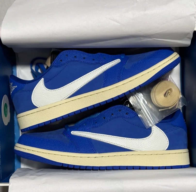 Air Jordan 1 Travis Scott Camo — Photo 7