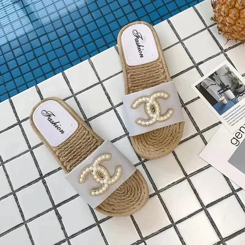 Thick-Sole Home Slides — QC