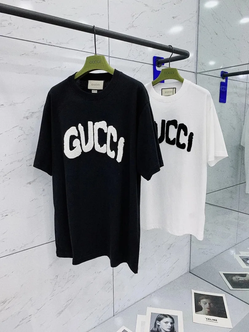 Short-Sleeve Tee — Photo 10