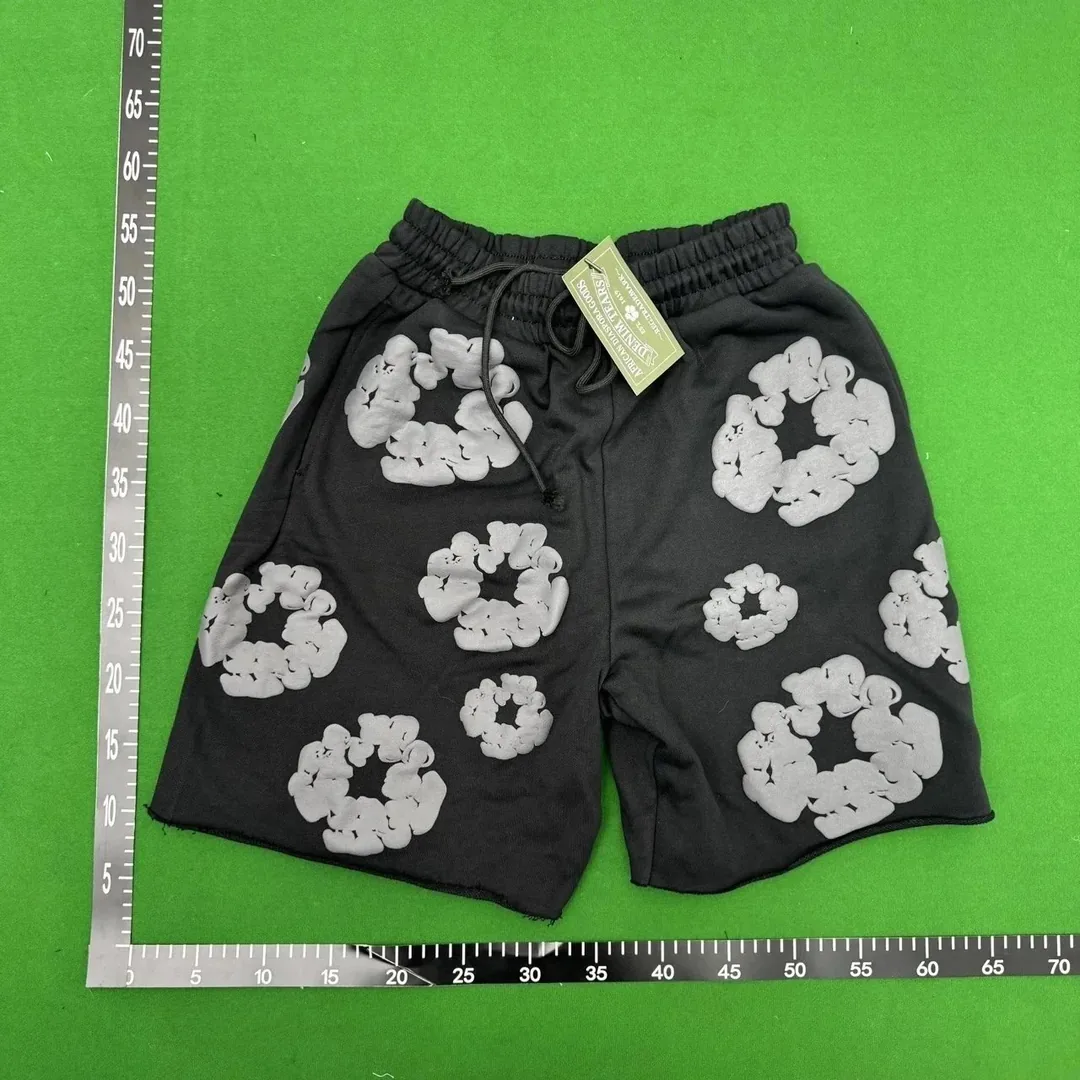 Tee And Shorts Set — Photo 4