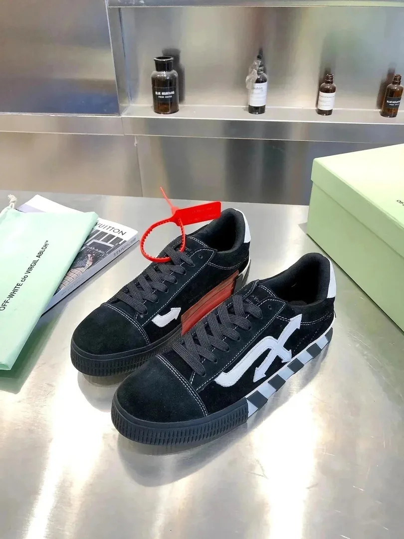 Off-White Vulc Low Skate Shoes — Photo 10