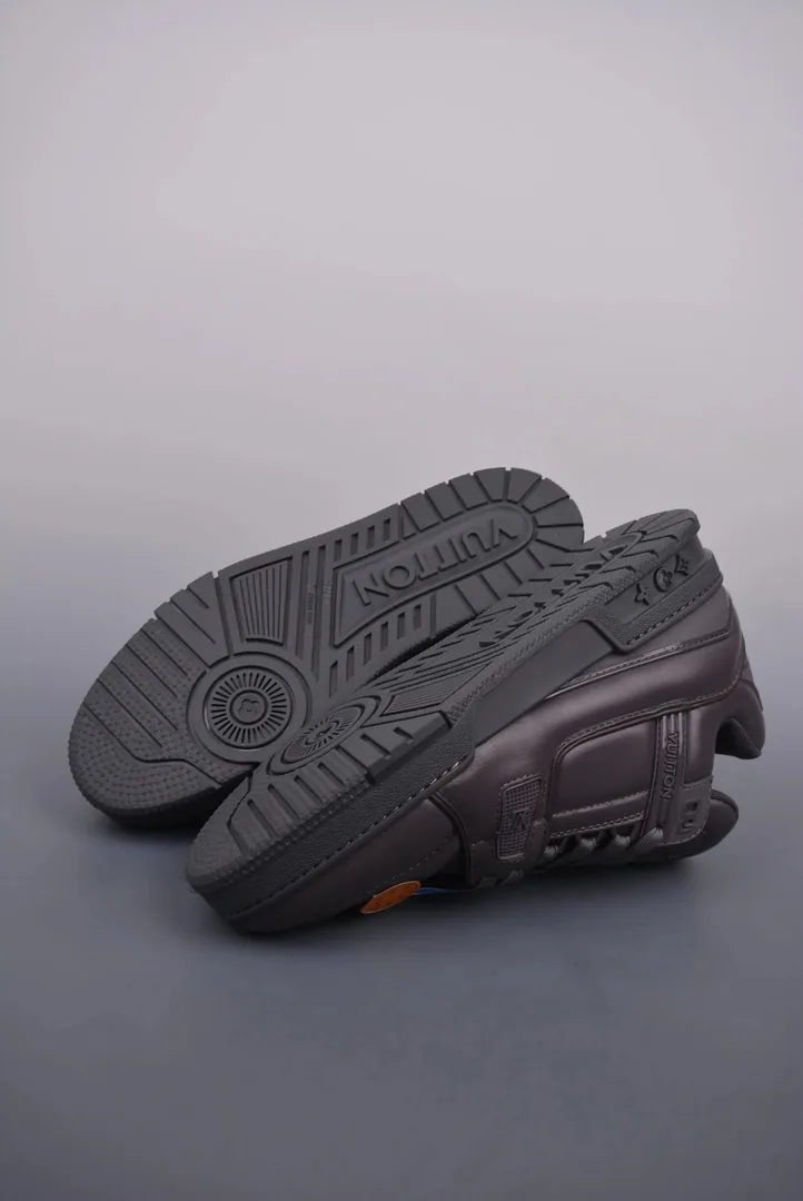 Louis Vuitton LV Trainer Black Limited Slip-Ons — photo 5