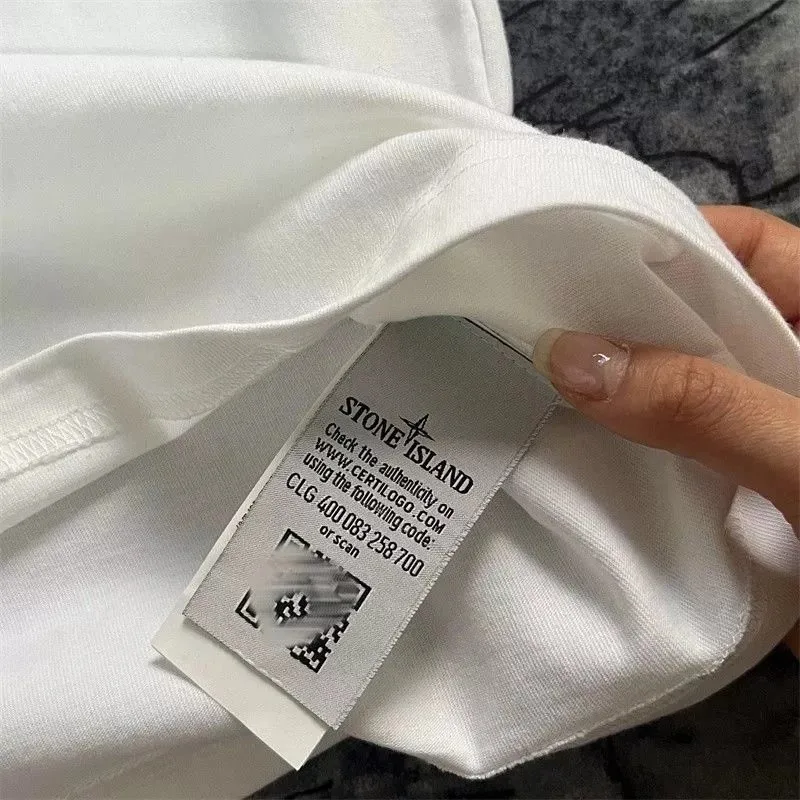Summer Short-Sleeve T-Shirt — Photo 15