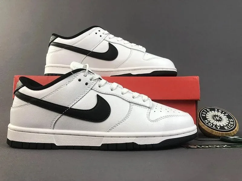 Nike SB Dunk Low Lace-Up Runners — QC