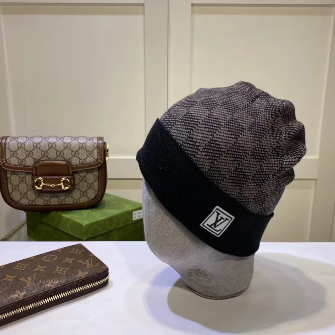 Gucci GG Monogram Knit Beanie Collection — photo 5