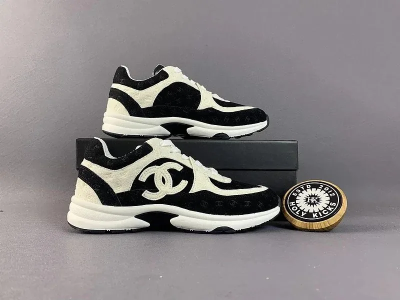 Chanel Black White Low-Tops