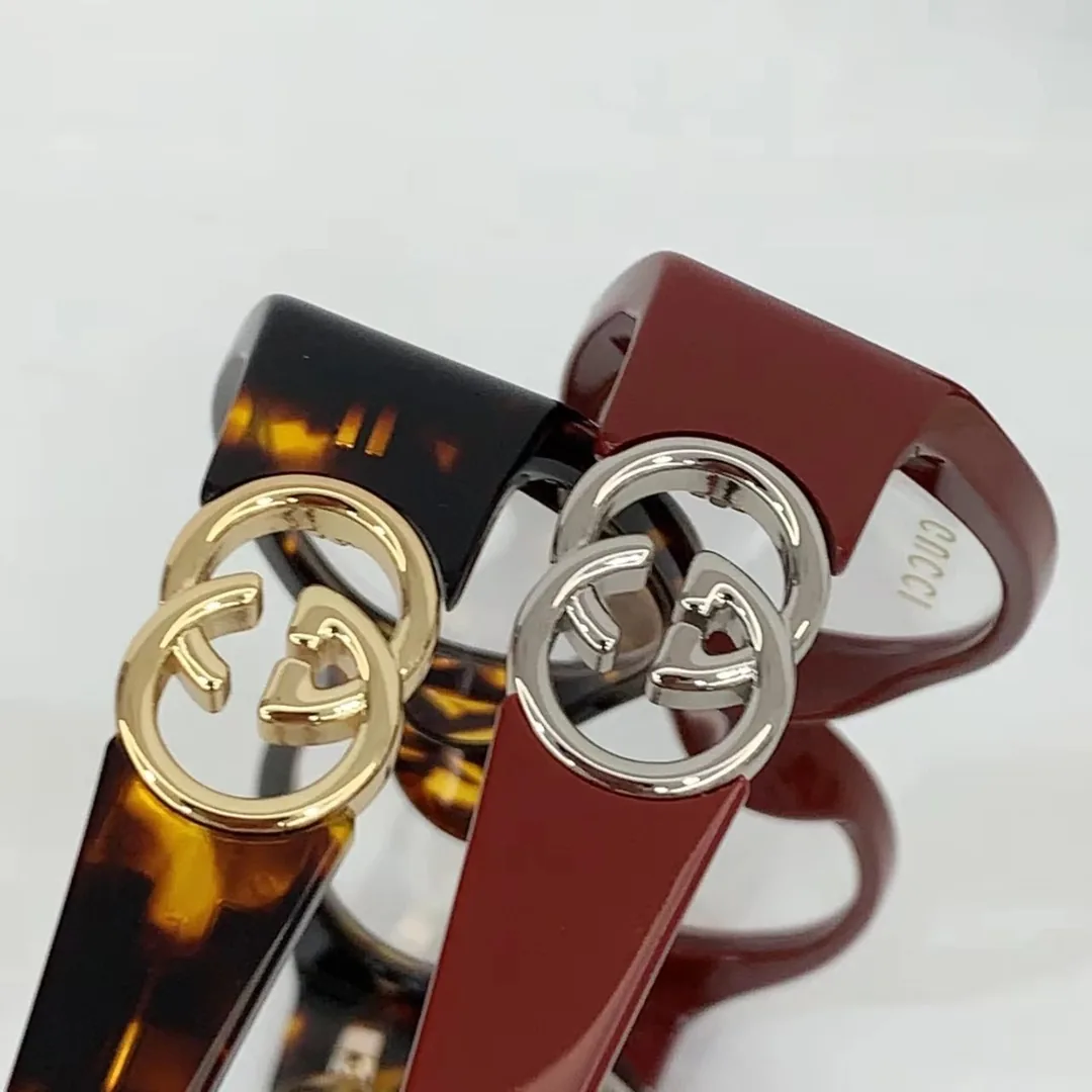 Classic Logo Accessory — Zdjęcie 3