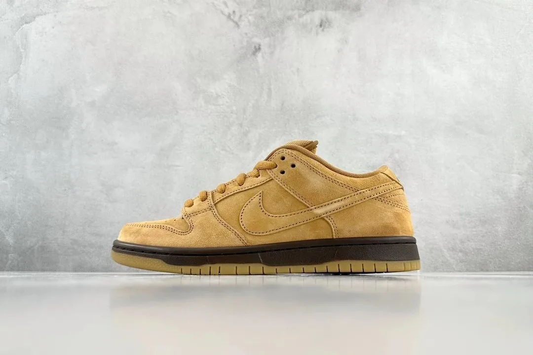 Nike SB Dunk Low Wheat Mocha Pro Sneakers