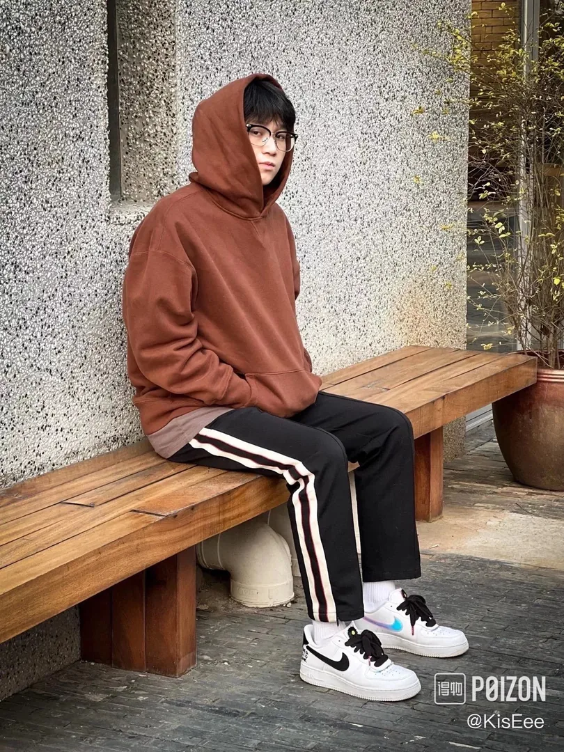 Yeezy Double-Layer Heavy Hoodie — Photo 9