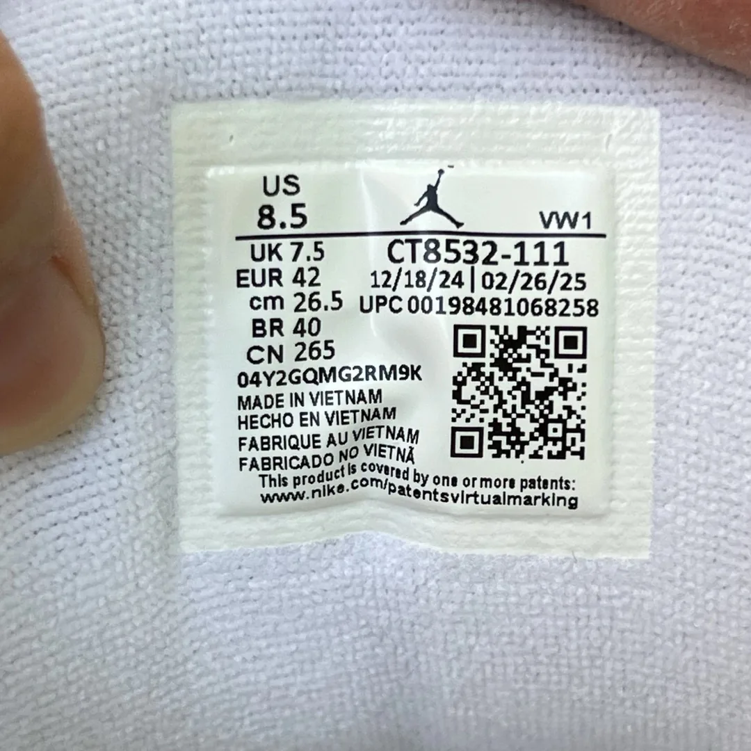 Air Jordan 3 Pure Money — Photo 14
