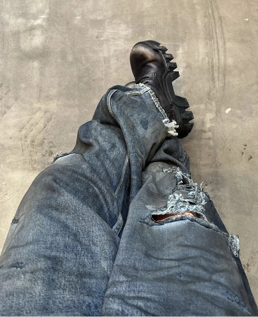 Blue Distressed Baggy Denim Jeans — photo 7