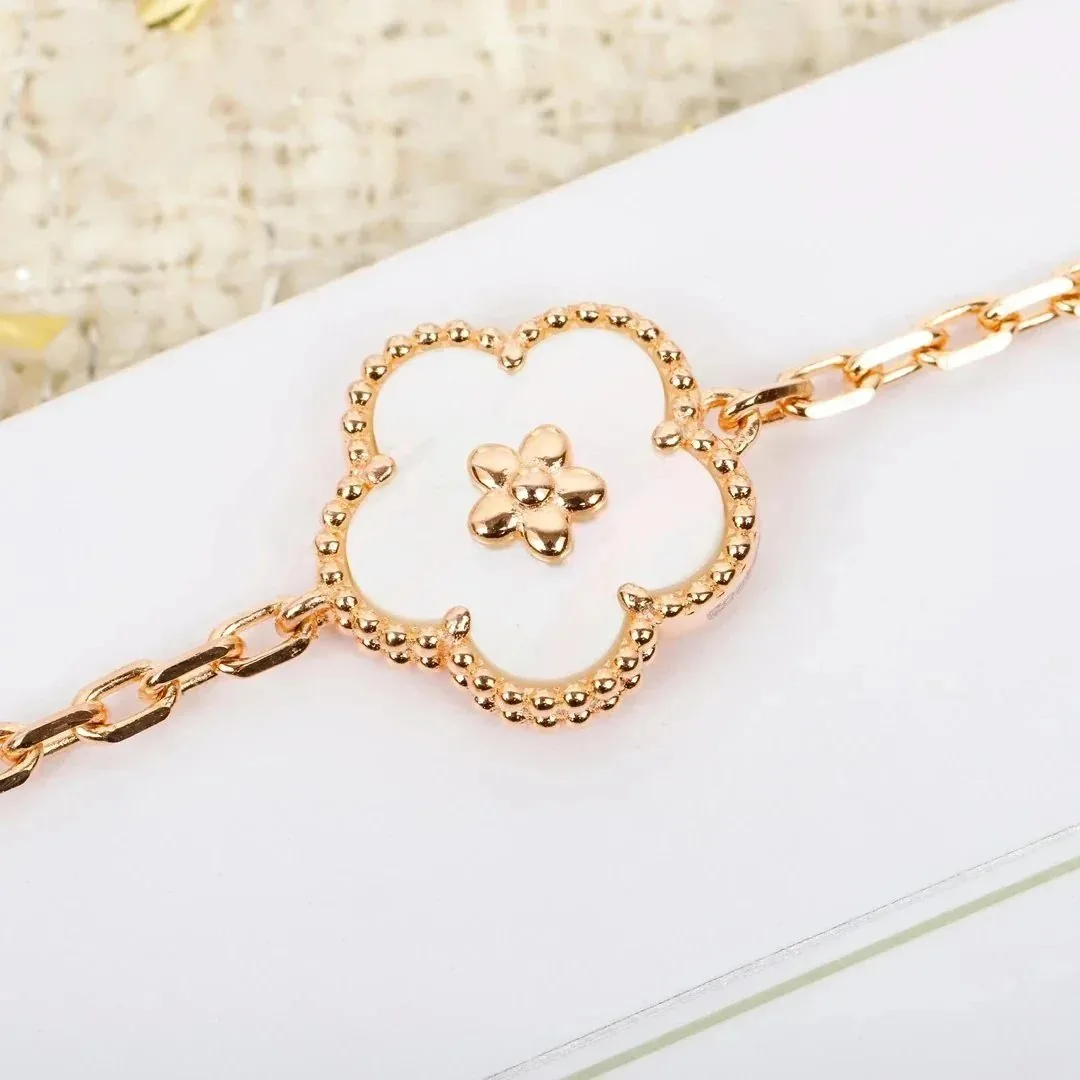Van Cleef Arpels Necklace Gift Box — photo 5