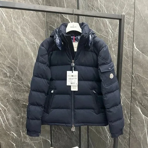 Down Jacket — Photo 15